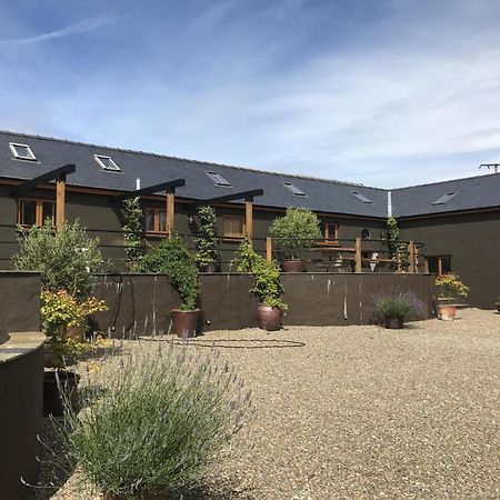 Lavender - Luxurious Barn Conversion - Blossom Farm Johnston Εξωτερικό φωτογραφία