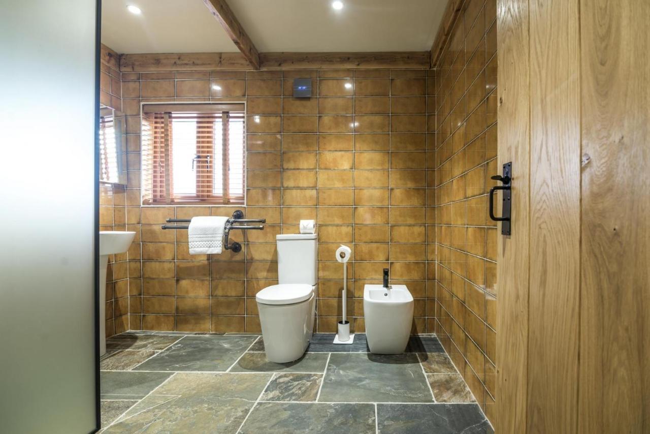 Lavender - Luxurious Barn Conversion - Blossom Farm Johnston Εξωτερικό φωτογραφία