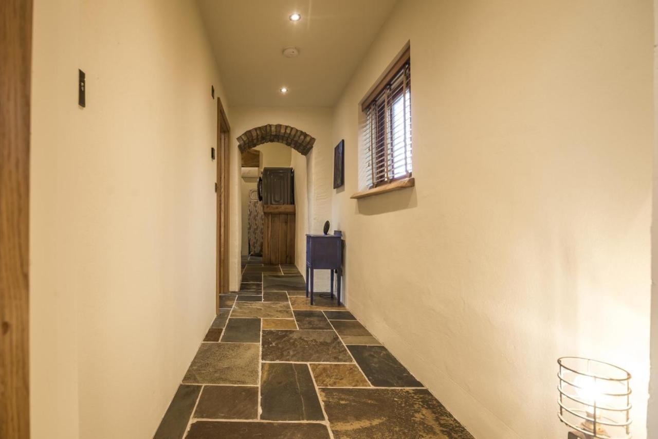 Lavender - Luxurious Barn Conversion - Blossom Farm Johnston Εξωτερικό φωτογραφία