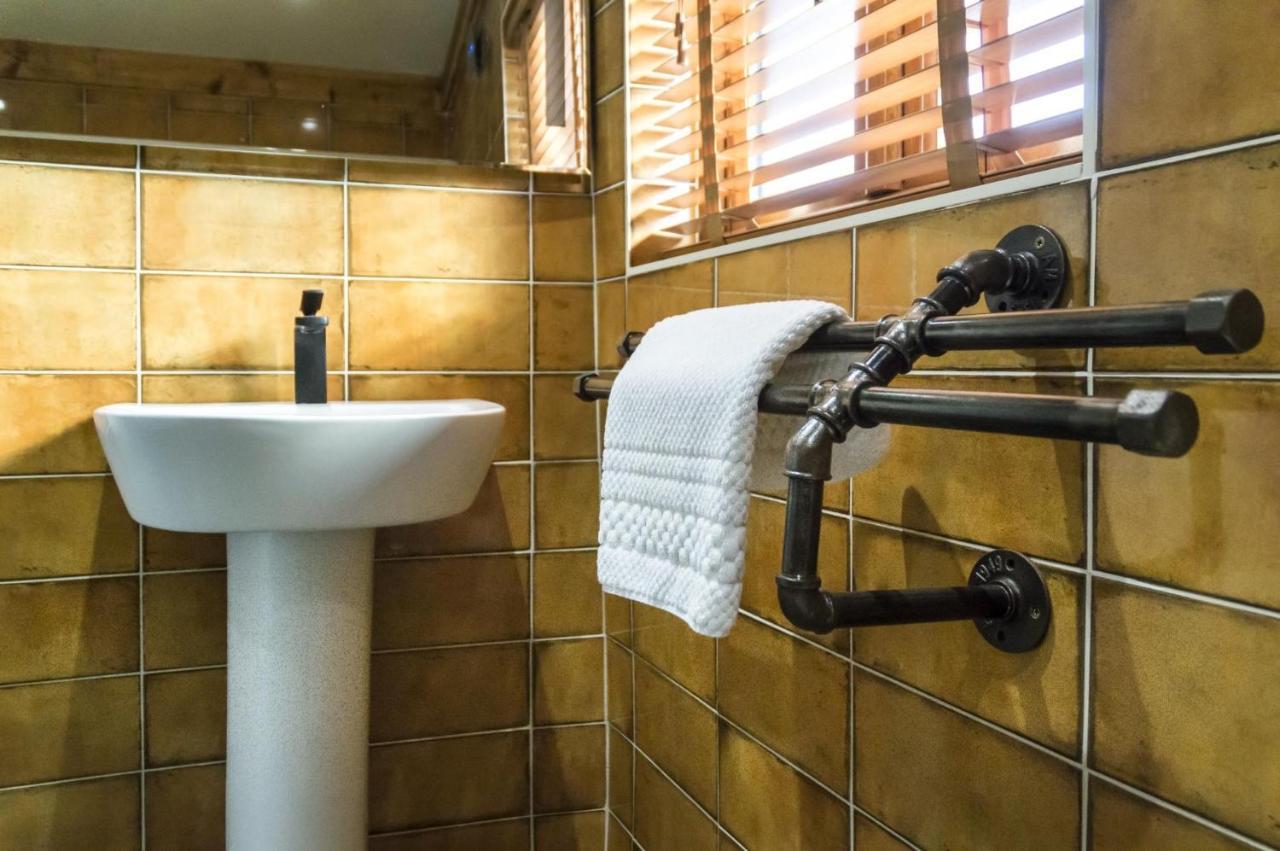 Lavender - Luxurious Barn Conversion - Blossom Farm Johnston Εξωτερικό φωτογραφία