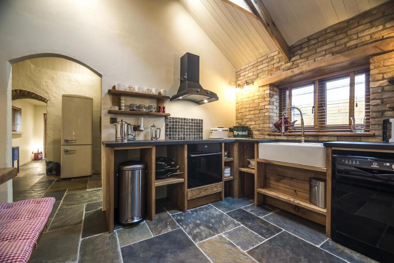 Lavender - Luxurious Barn Conversion - Blossom Farm Johnston Εξωτερικό φωτογραφία