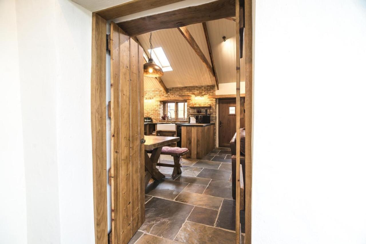 Lavender - Luxurious Barn Conversion - Blossom Farm Johnston Εξωτερικό φωτογραφία