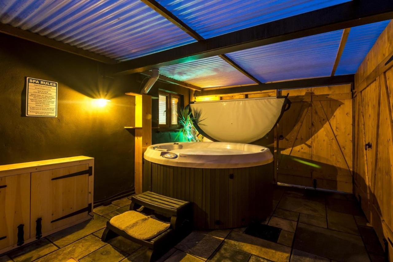 Lavender - Luxurious Barn Conversion - Blossom Farm Johnston Εξωτερικό φωτογραφία